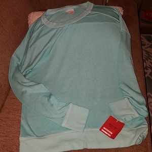 Lightweight lounge shirt
